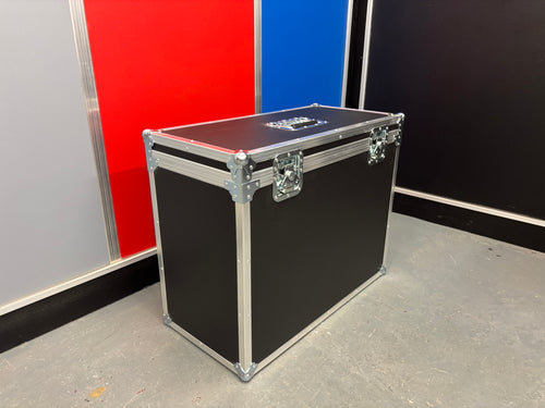 Ref. 15 Lightweight case I/D W650 x D305 x H520mm (Lid 50 Base 470) 7KG
