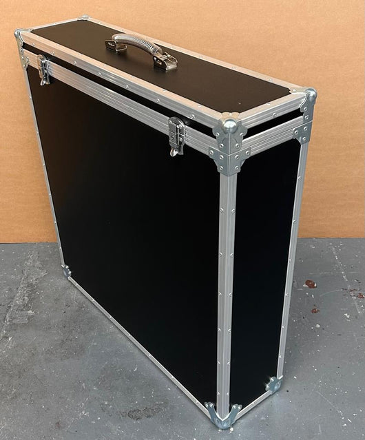 Ref. 11 Lightweight case I/D W770 x D190 x H765mm Lid 50 base 715